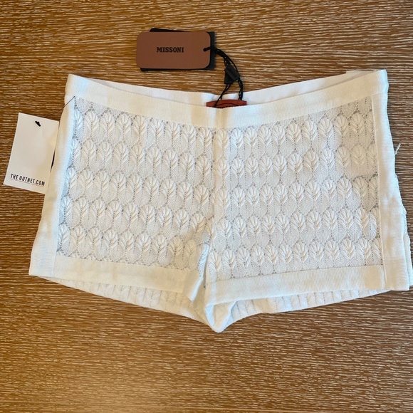 NWT MISSONI Shorts, Ivory Colour, Size 40 EU - Picture 1 of 6